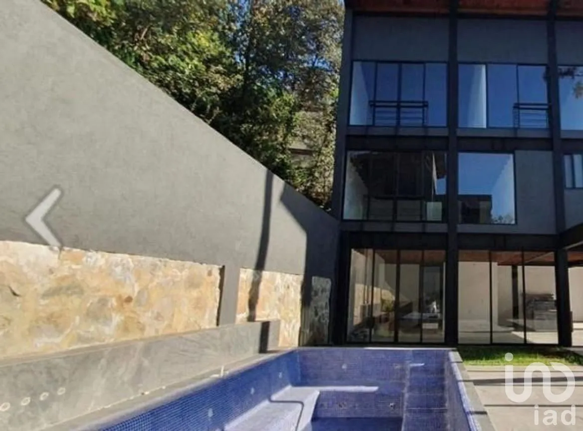 Casa en Venta en Avándaro, Valle de Bravo, Estado de México | NEX-282842 | iad México | Foto 7 de 10