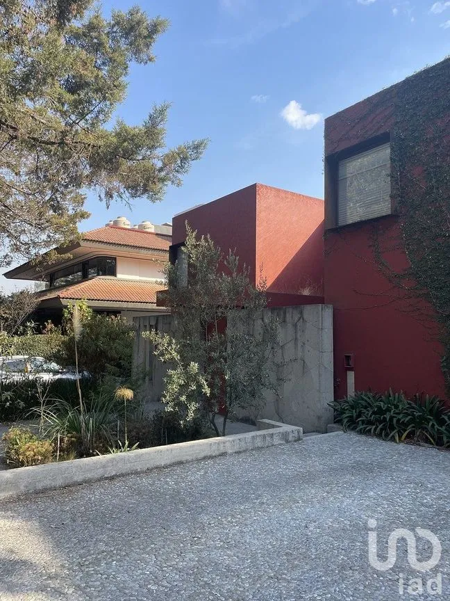 Casa en Venta en Club de Golf Valle Escondido, Atizapán de Zaragoza, Estado de México | NEX-288285 | iad México | Foto 2 de 36