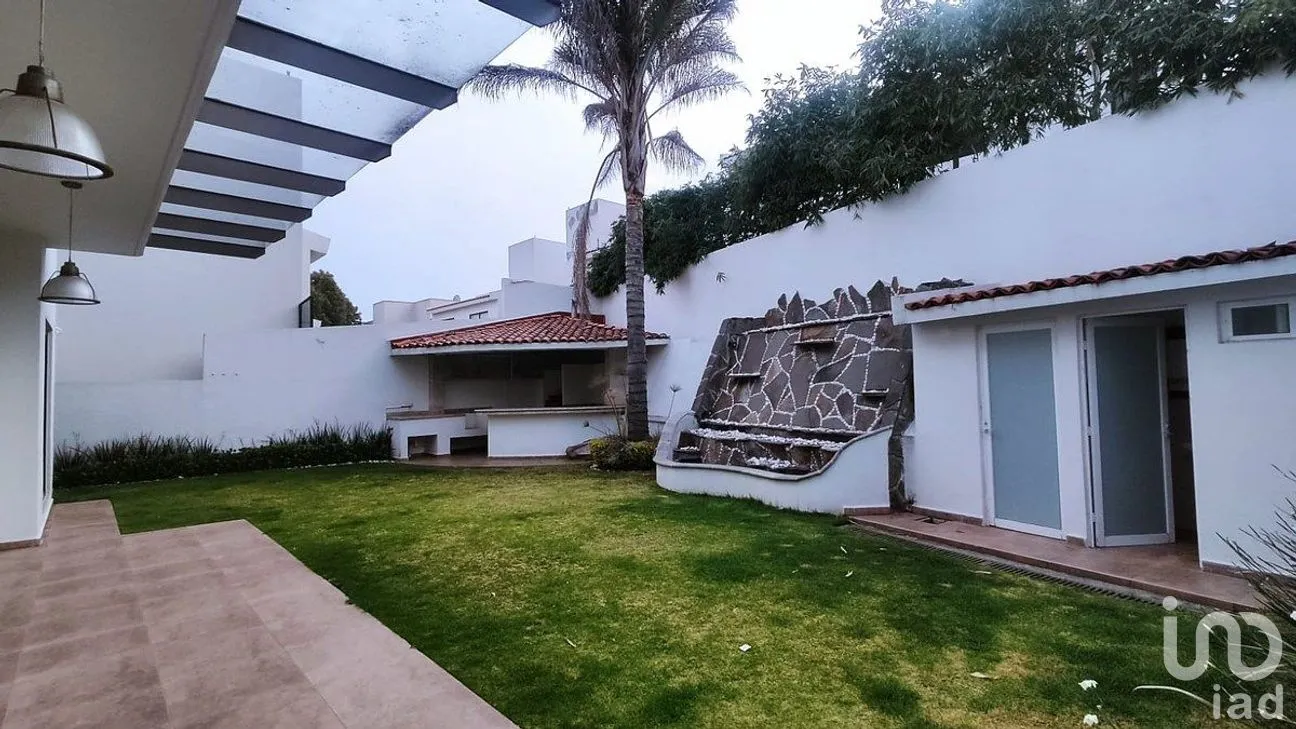Casa en Venta en Bosque Esmeralda, Atizapán de Zaragoza, Estado de México | NEX-288681 | iad México | Foto 1 de 29