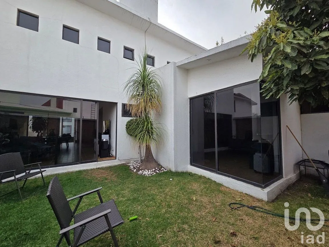 Casa en Venta en Club de Golf Chiluca, Atizapán de Zaragoza, Estado de México | NEX-290353 | iad México | Foto 2 de 25