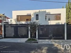 NEX-290358 - Casa en Venta, con 4 recamaras, con 4 baños, con 485 m2 de construcción en Ciudad Satélite, CP 53100, Estado de México.