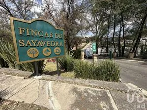 NEX-292350 - Casa en Renta, con 3 recamaras, con 3 baños, con 250 m2 de construcción en Fincas de Sayavedra, CP 52938, Estado de México.