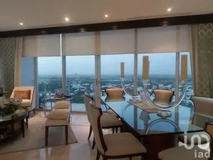 NEX-270516 - Departamento en Renta, con 3 recamaras, con 2 baños, con 145 m2 de construcción.