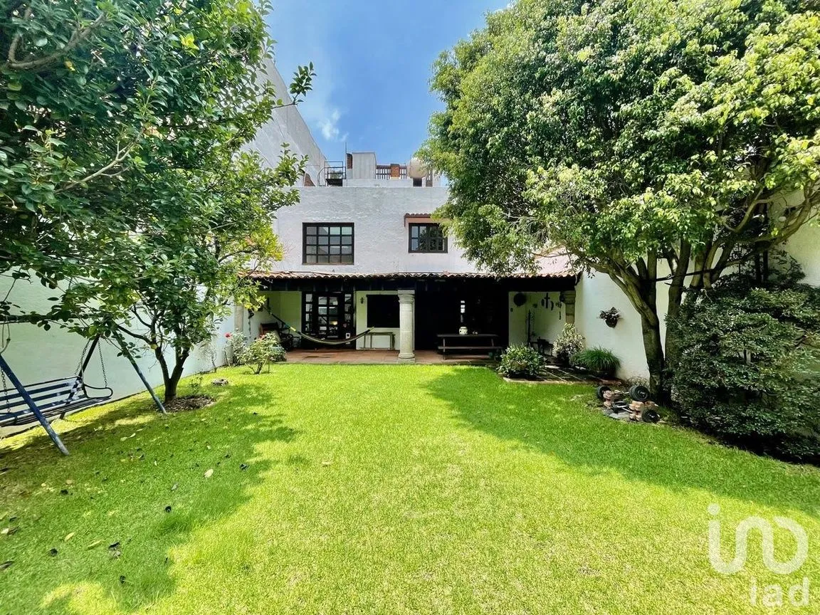 Casa en Venta en Lomas Axomiatla, Álvaro Obregón, Ciudad de México | NEX-226923 | iad México | Foto 2 de 46