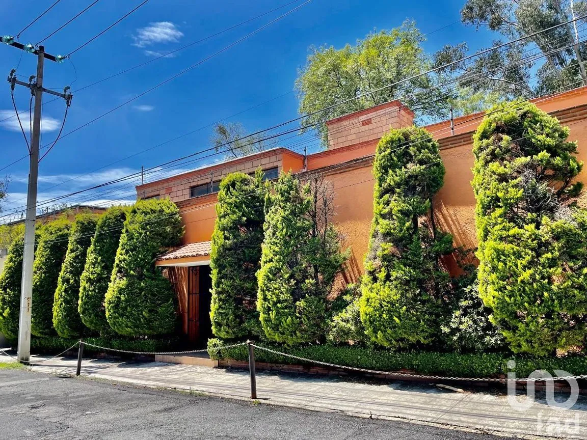 Casa en Venta en Jardines del Pedregal, Álvaro Obregón, Ciudad de México | NEX-267467 | iad México | Foto 2 de 49