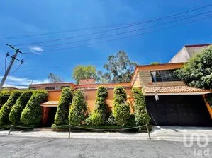 NEX-267467 - Casa en Venta, con 4 recamaras, con 4 baños, con 686 m2 de construcción en Jardines del Pedregal, CP 01900, Ciudad de México.