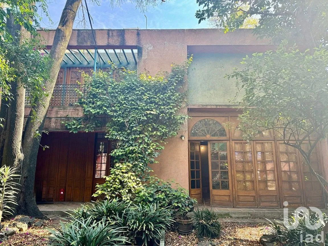 Casa en Venta en Villa Coyoacán, Coyoacán, Ciudad de México | NEX-293850 | iad México | Foto 1 de 45