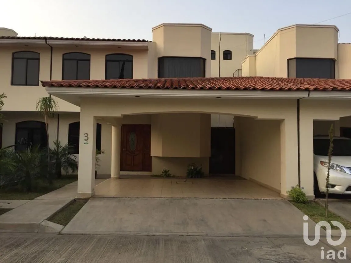 Casa en Renta en Privada Arboledas, Tuxtla Gutiérrez, Chiapas | NEX-227031 | iad México | Foto 3 de 16