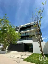NEX-107822 - Departamento en Venta, con 2 recamaras, con 2 baños, con 105 m2 de construcción en Temozon Norte, CP 97302, Yucatán.