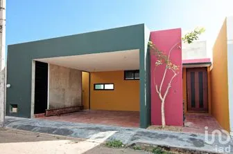 NEX-199681 - Casa en Venta, con 3 recamaras, con 3 baños, con 191.55 m2 de construcción en Sitpach, CP 97306, Yucatán.