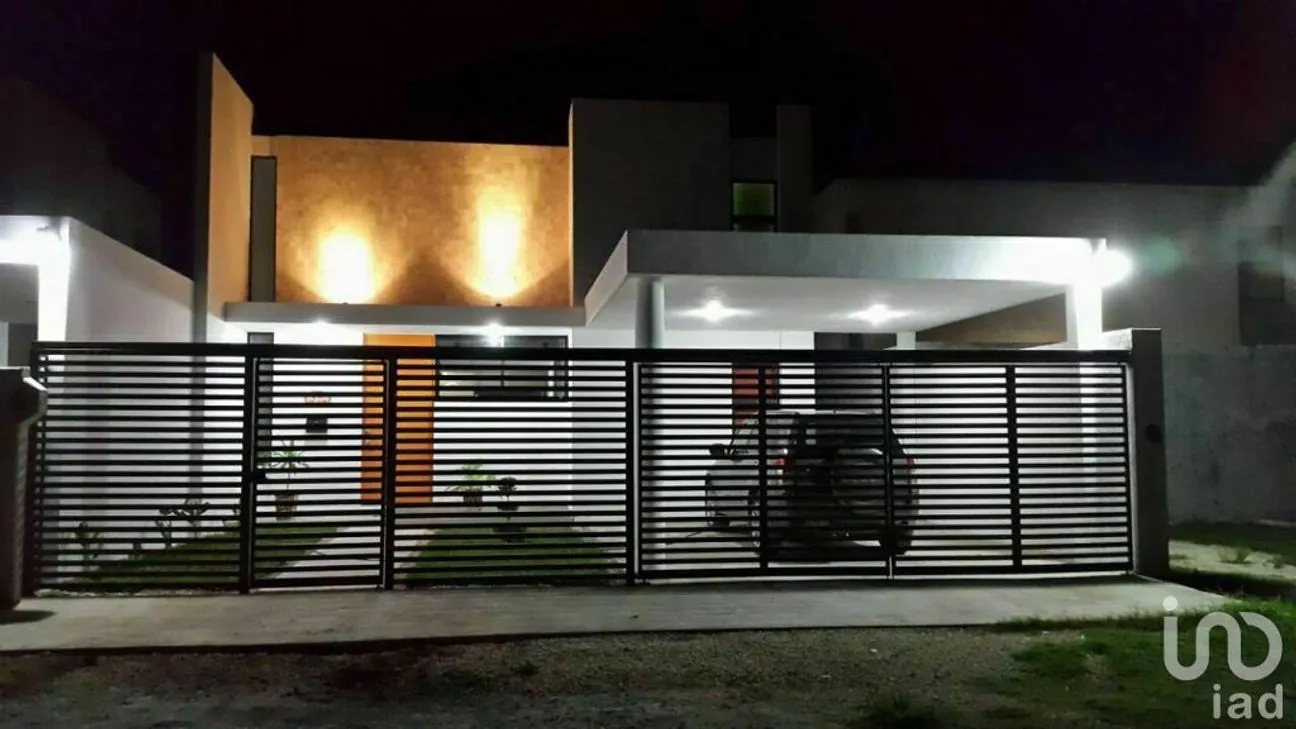 Casa en Venta en Cholul, Mérida, Yucatán | NEX-201605 | iad México | Foto 1 de 17