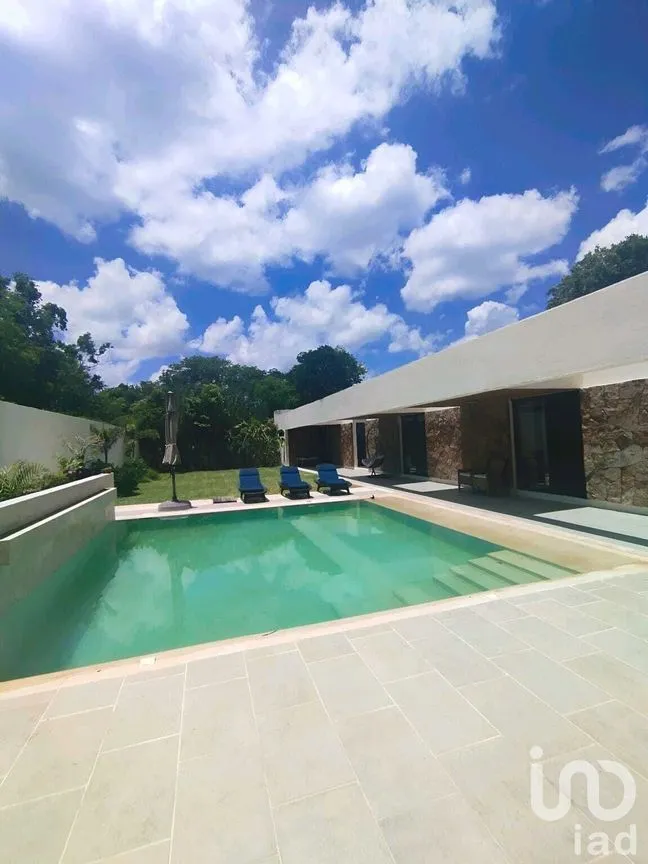 Casa en Venta en La Rejoyada, Mérida, Yucatán | NEX-228891 | iad México | Foto 2 de 17