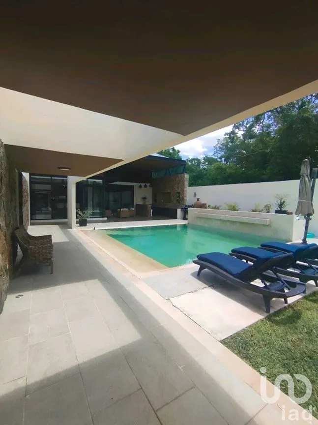 Casa en Venta en La Rejoyada, Mérida, Yucatán | NEX-228891 | iad México | Foto 1 de 17