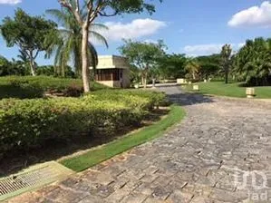 NEX-266395 - Terreno en Venta en Yucatán Country Club, CP 97308, Yucatán.