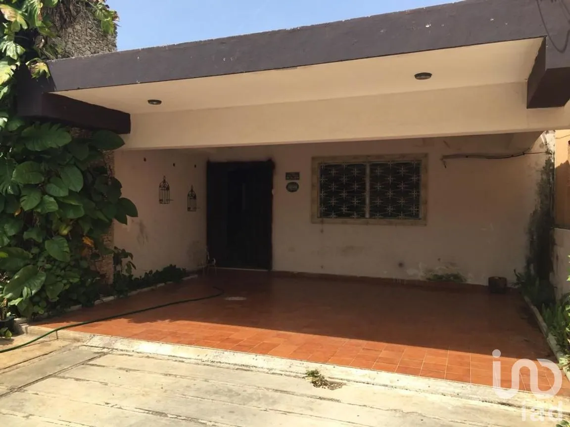 Casa en Venta en Los Pinos, Mérida, Yucatán | NEX-266657 | iad México | Foto 2 de 10