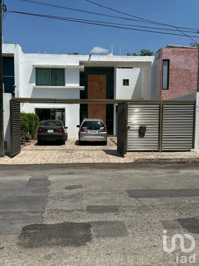 Casa en Venta en Bugambilias, Mérida, Yucatán | NEX-267636 | iad México | Foto 2 de 32