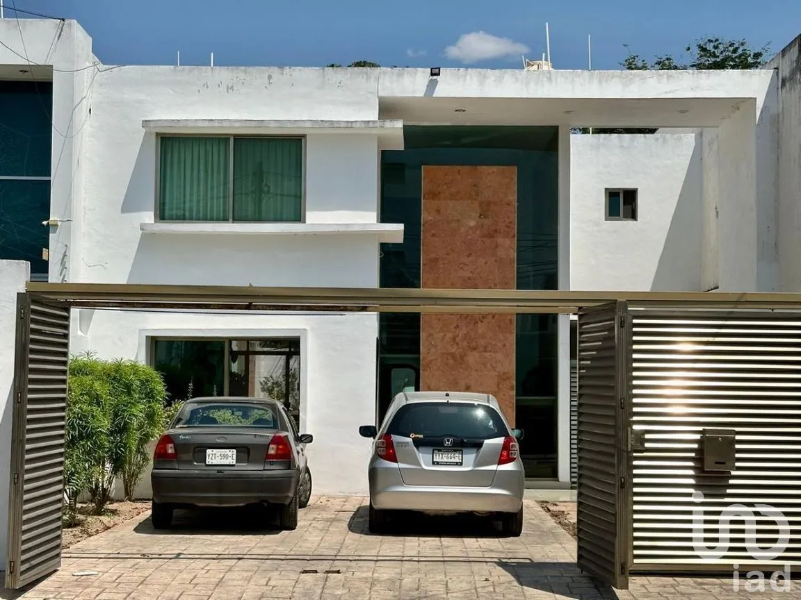 Casa en Venta en Bugambilias, Mérida, Yucatán | NEX-267636 | iad México | Foto 1 de 32