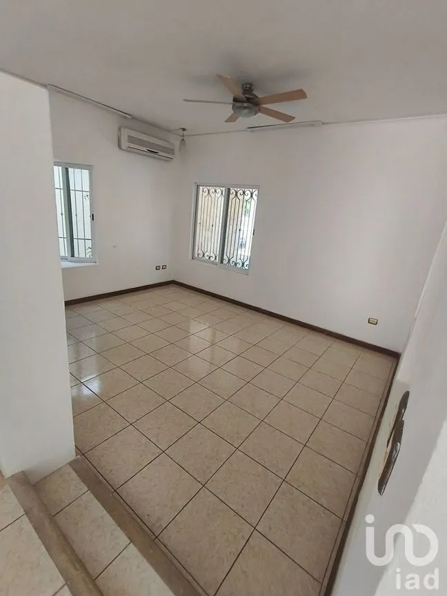 Casa en Venta en Monte Alban, Mérida, Yucatán | NEX-277021 | iad México | Foto 3 de 19