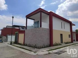 NEX-226883 - Casa en Venta, con 210 m2 de construcción en Residencial Finca Real, CP 94510, Veracruz.