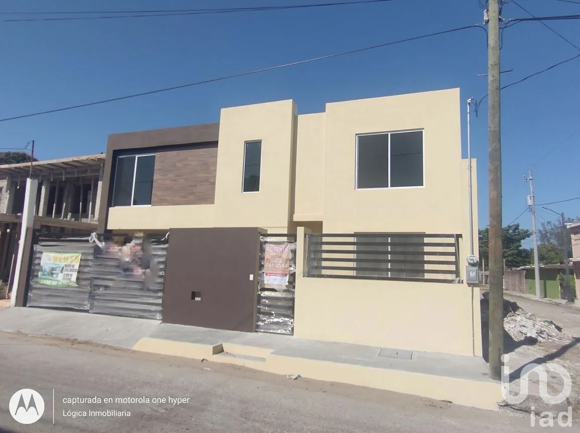 Casa en Venta en Arboleda, Tampico, Tamaulipas | NEX-82541 | iad México | Foto 1 de 24