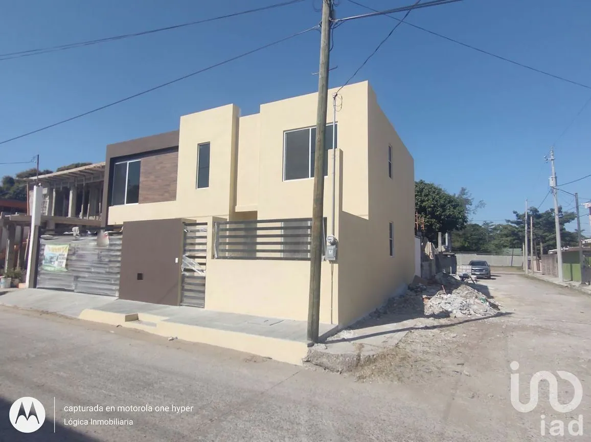 Casa en Venta en Arboleda, Tampico, Tamaulipas | NEX-82541 | iad México | Foto 3 de 24