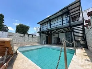 NEX-227065 - Casa en Venta, con 4 recamaras, con 4 baños, con 227.57 m2 de construcción.
