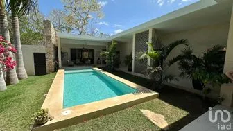 NEX-276978 - Casa en Venta, con 4 recamaras, con 4 baños, con 389 m2 de construcción en Dzibilchaltún, CP 97305, Yucatán.