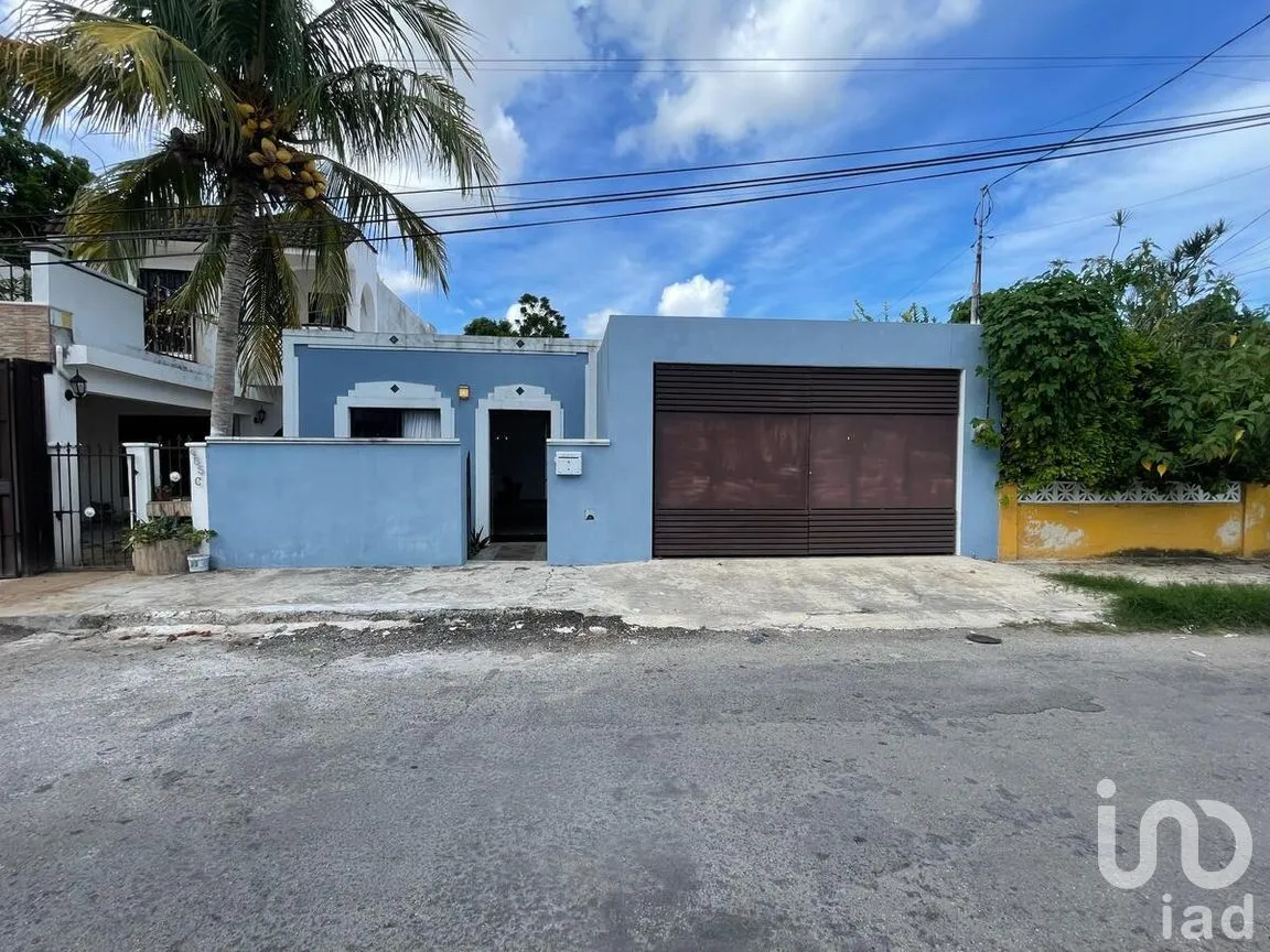 Casa en Venta en Mérida Centro, Mérida, Yucatán | NEX-276980 | iad México | Foto 1 de 21