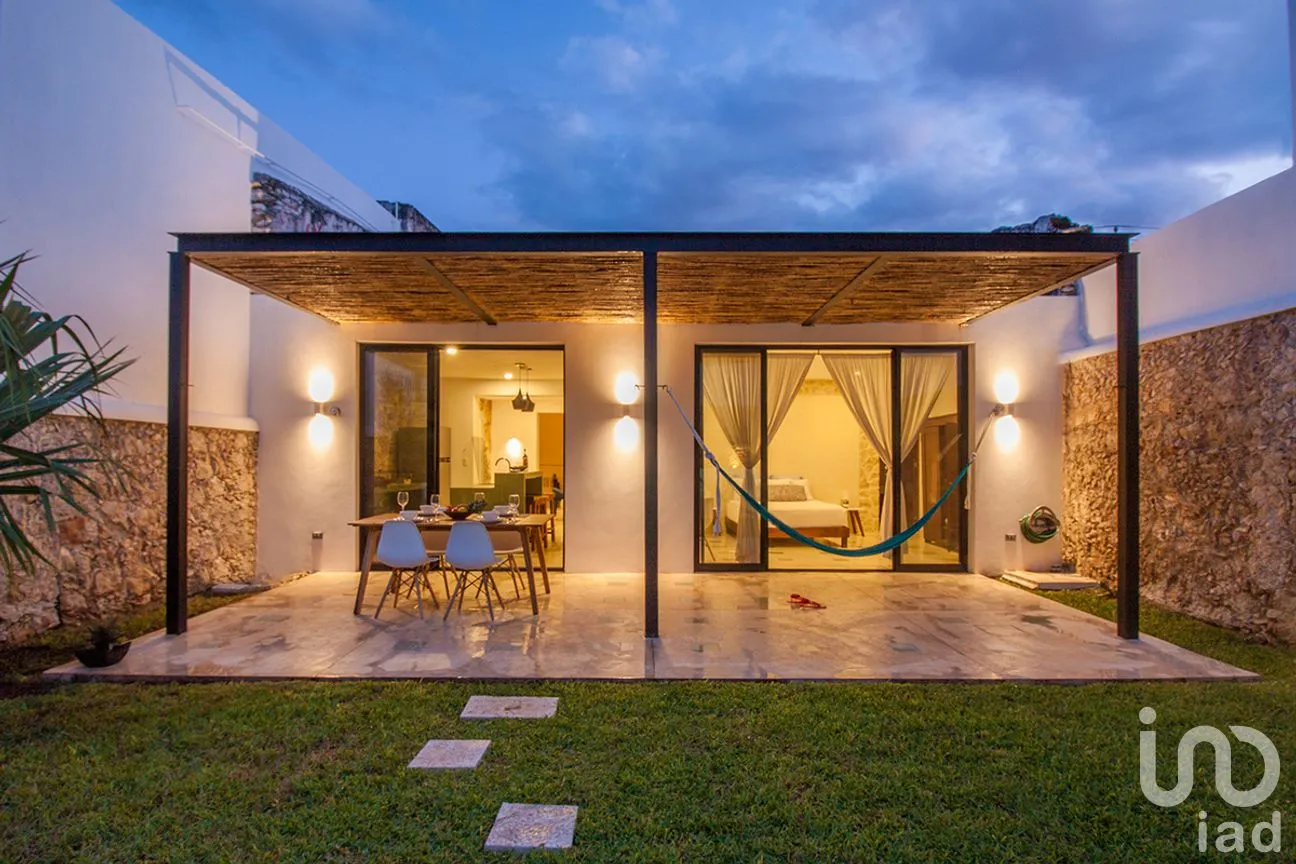 Casa en Venta en Mérida Centro, Mérida, Yucatán | NEX-282391 | iad México | Foto 1 de 15