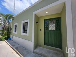 NEX-283129 - Casa en Venta, con 1 recamara, con 1 baño, con 108.64 m2 de construcción.