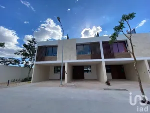 NEX-83212 - Casa en Venta, con 2 recamaras, con 2 baños, con 78 m2 de construcción en Cholul, CP 97305, Yucatán.