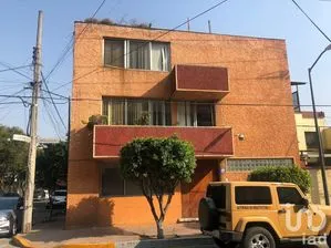 NEX-226730 - Casa en Venta, con 7 recamaras, con 3 baños, con 360 m2 de construcción en Periodista, CP 11220, Ciudad de México.