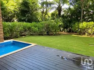 NEX-281803 - Departamento en Renta, con 3 recamaras, con 3 baños, con 171 m2 de construcción en Yucatán Country Club, CP 97308, Yucatán.