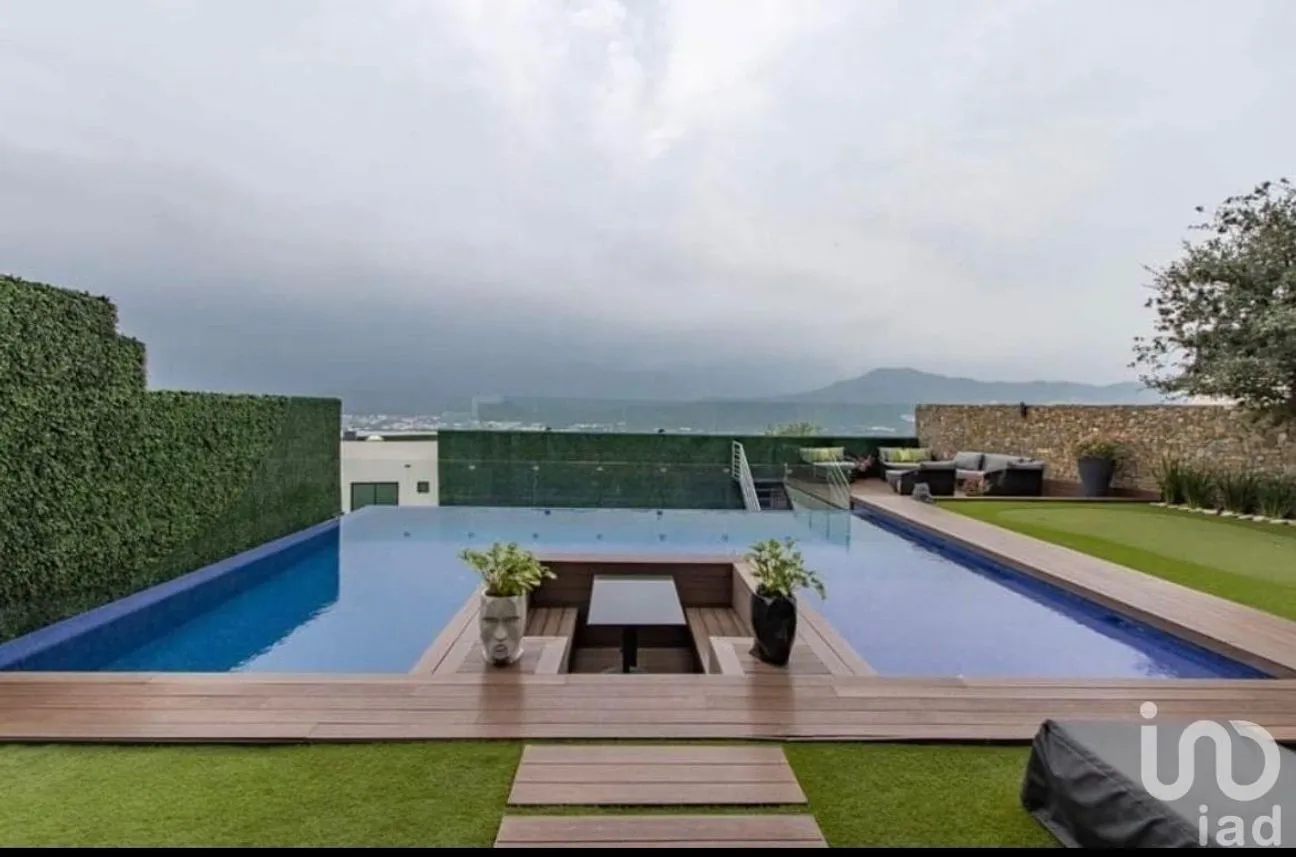 Casa en Venta en Residencial y Club de Golf la Herradura, Monterrey, Nuevo León | NEX-231667 | iad México | Foto 6 de 8