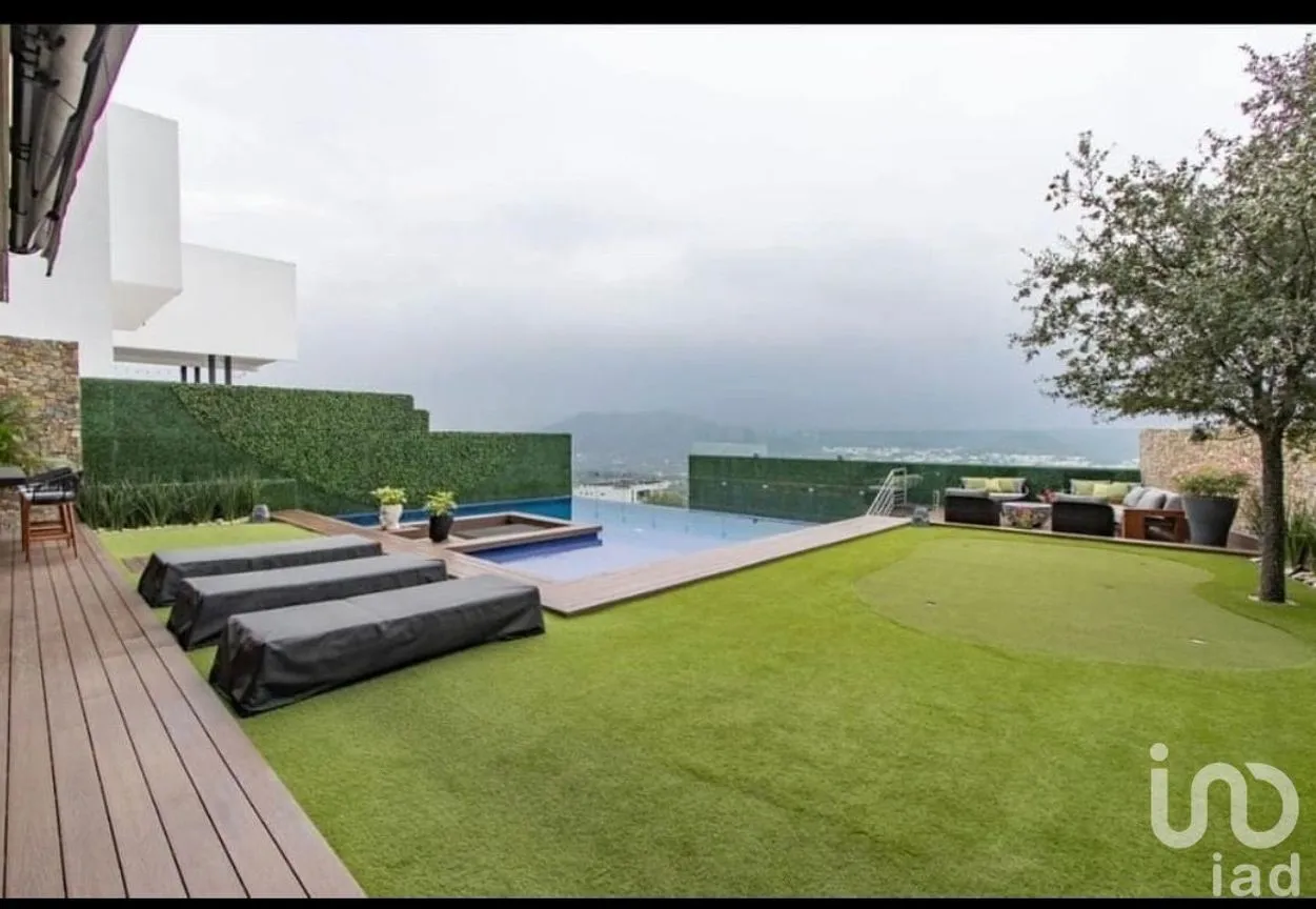 Casa en Venta en Residencial y Club de Golf la Herradura, Monterrey, Nuevo León | NEX-231667 | iad México | Foto 7 de 8