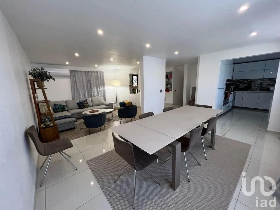 Casa en Venta en Jardines del Paseo, Monterrey, Nuevo León | NEX-231868 | iad México | Foto 4 de 11