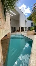 NEX-266953 - Casa en Venta, con 3 recamaras, con 4 baños, con 400 m2 de construcción en Emiliano Zapata Nte, CP 97129, Yucatán.