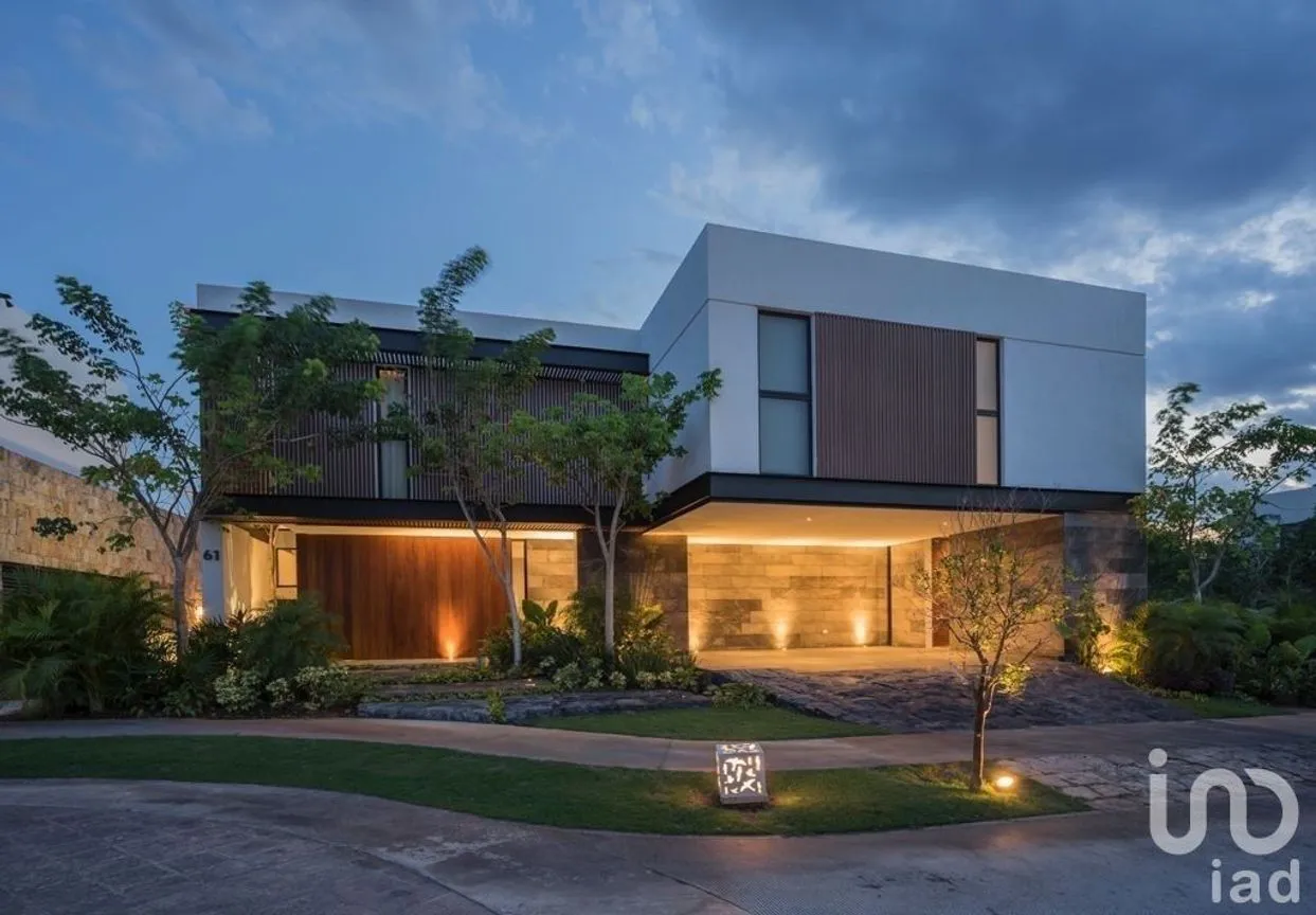 Casa en Venta en Yucatán Country Club, Mérida, Yucatán | NEX-230647 | iad México | Foto 2 de 21