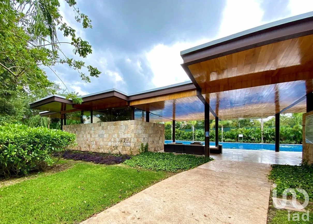 Terreno en Venta en Cholul, Mérida, Yucatán | NEX-230678 | iad México | Foto 1 de 13
