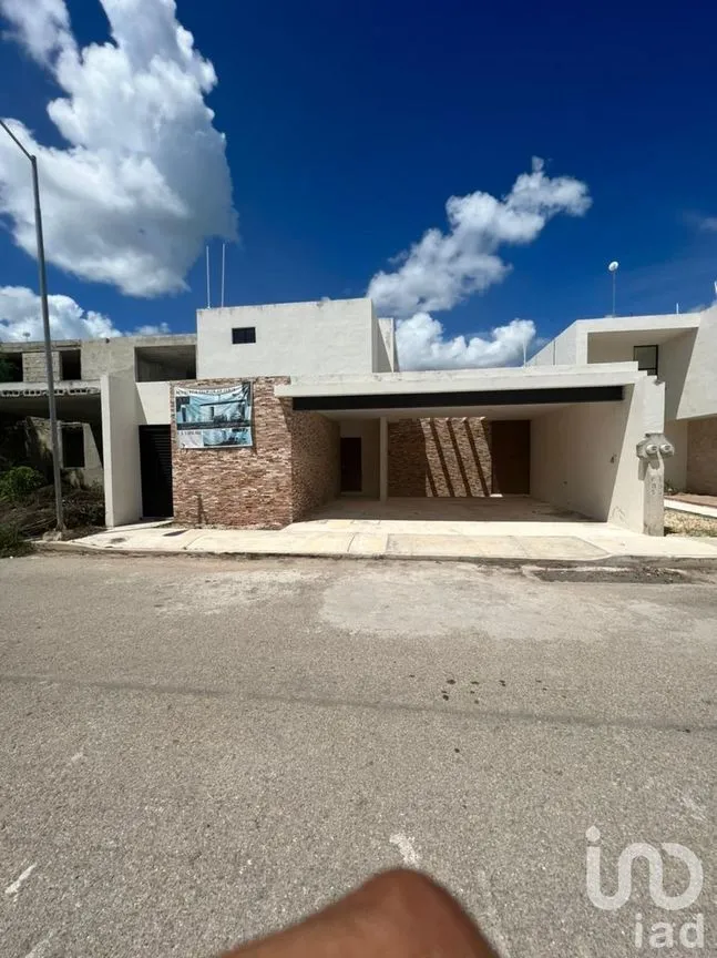Casa en Venta en Cholul, Mérida, Yucatán | NEX-230701 | iad México | Foto 1 de 29