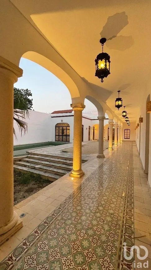 Casa en Venta en Mérida Centro, Mérida, Yucatán | NEX-230718 | iad México | Foto 2 de 30