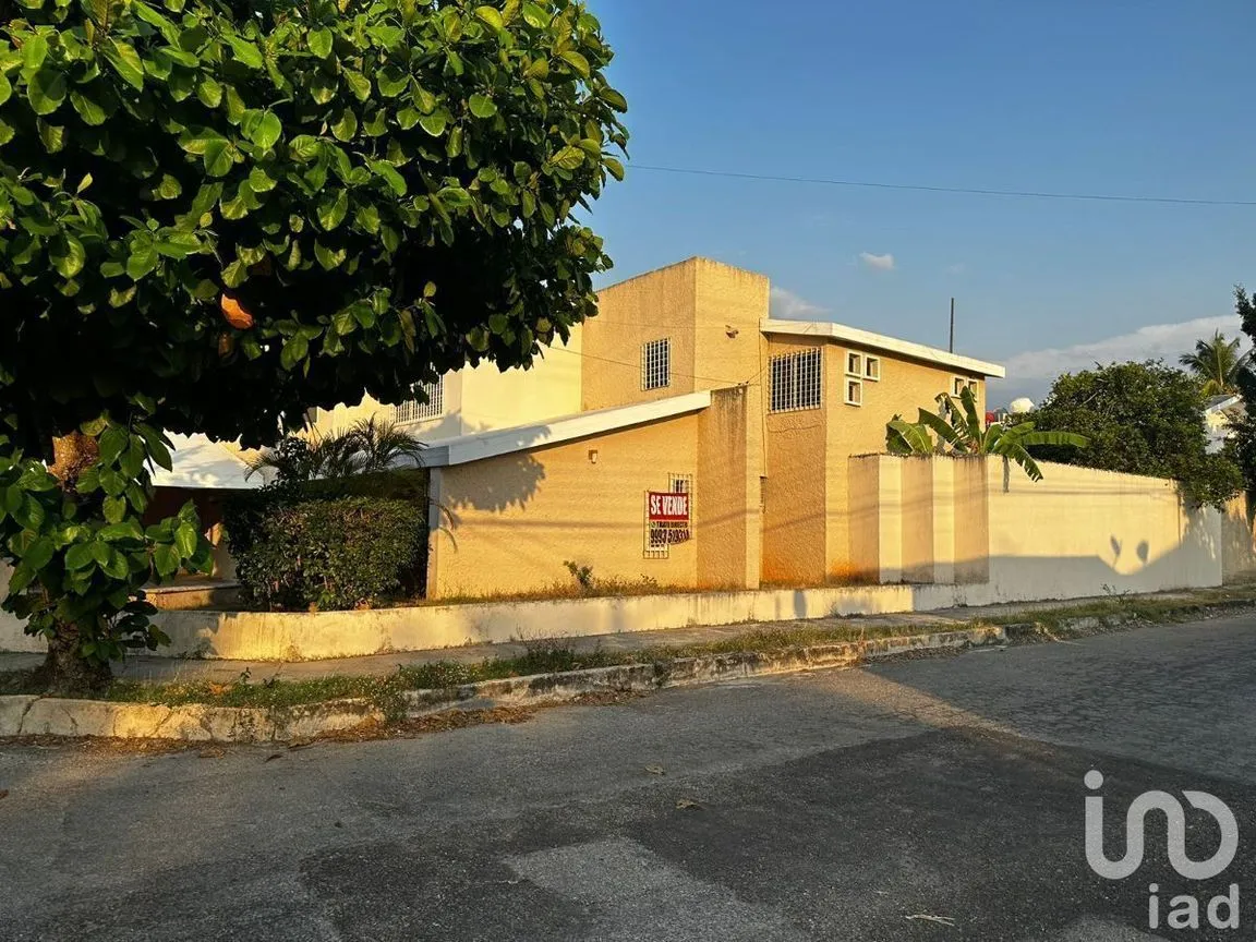 Casa en Venta en Loma Bonita Xcumpich, Mérida, Yucatán | NEX-230779 | iad México | Foto 2 de 16
