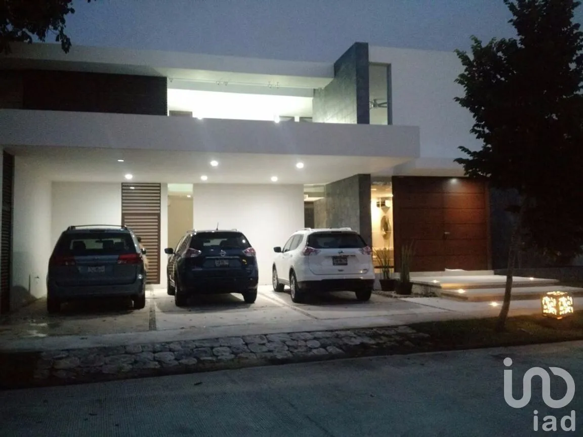Casa en Venta en Yucatán Country Club, Mérida, Yucatán | NEX-276635 | iad México | Foto 1 de 22