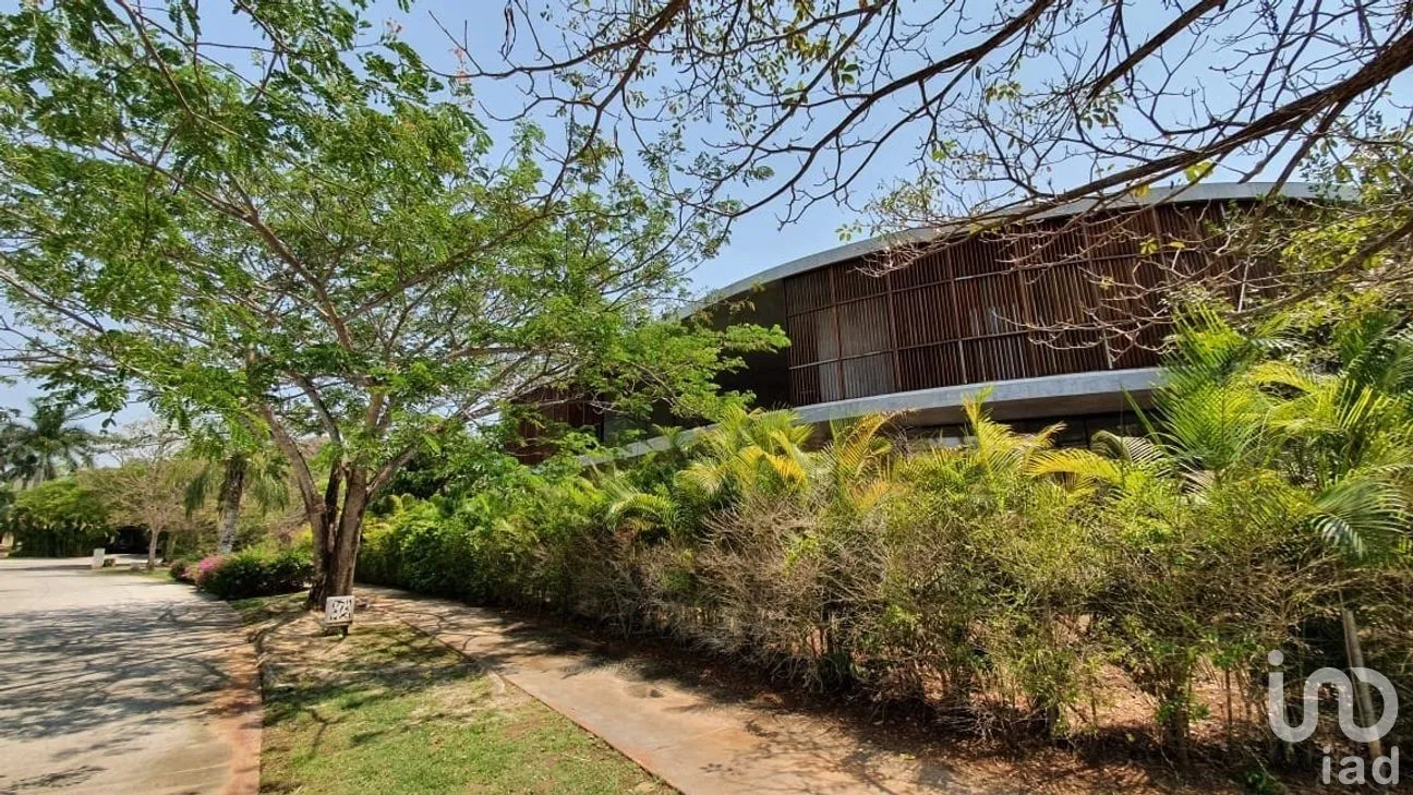 Casa en Venta en Yucatán Country Club, Mérida, Yucatán | NEX-276639 | iad México | Foto 2 de 10