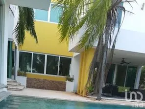 NEX-276660 - Casa en Venta, con 5 recamaras, con 5 baños, con 660 m2 de construcción en Yucatán Country Club, CP 97308, Yucatán.