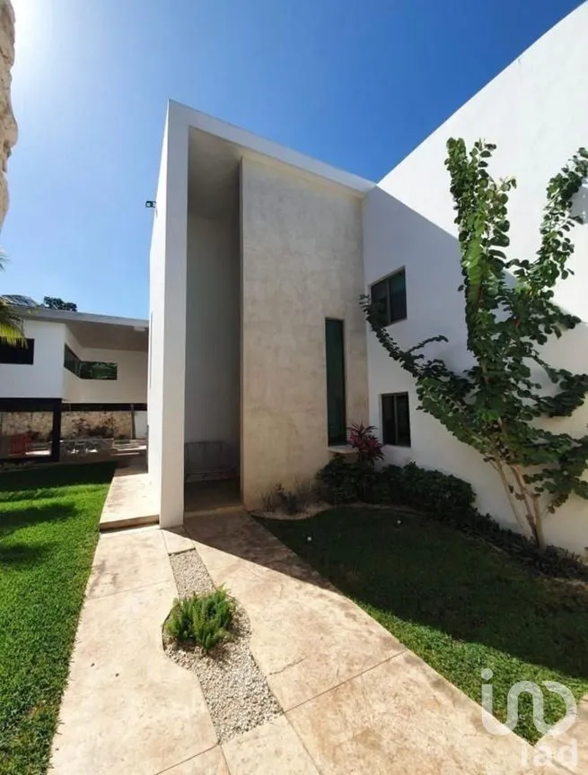 Casa en Venta en Cholul, Mérida, Yucatán | NEX-276745 | iad México | Foto 1 de 20