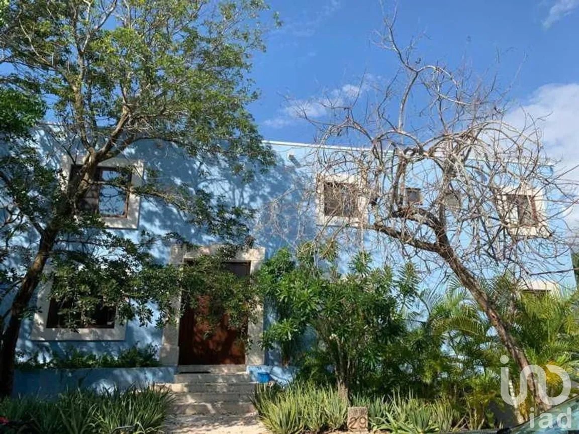Casa en Venta en Yucatán Country Club, Mérida, Yucatán | NEX-276764 | iad México | Foto 1 de 45