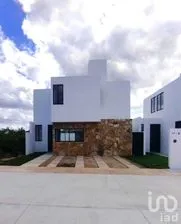 NEX-276778 - Casa en Venta, con 3 recamaras, con 2 baños, con 134 m2 de construcción.