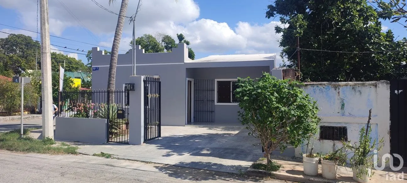 Oficina en Renta en Itzimna, Mérida, Yucatán | NEX-276796 | iad México | Foto 1 de 10