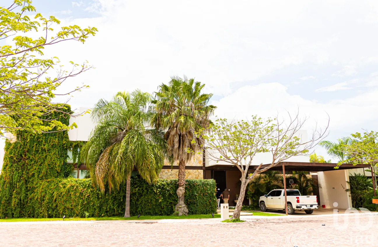 Casa en Venta en Altabrisa, Mérida, Yucatán | NEX-276797 | iad México | Foto 1 de 14